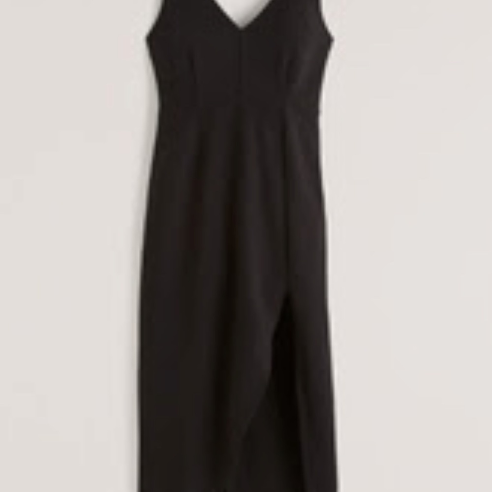 Abercrombie & Fitch Black V-Neck Sleeveless MIDI dress with leg slit